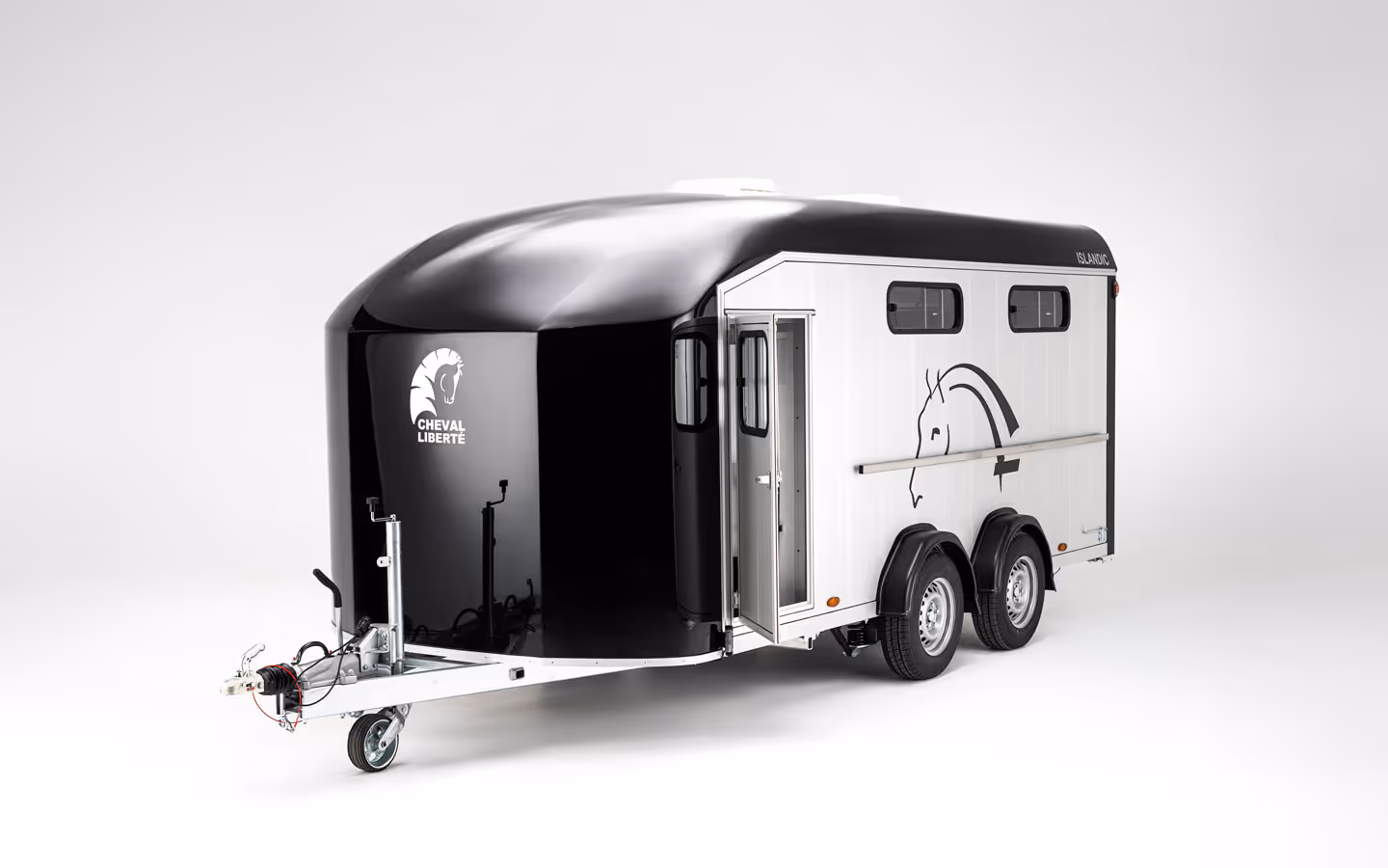 Cheval Liberte The Islandic Herringbone Horse Trailer  