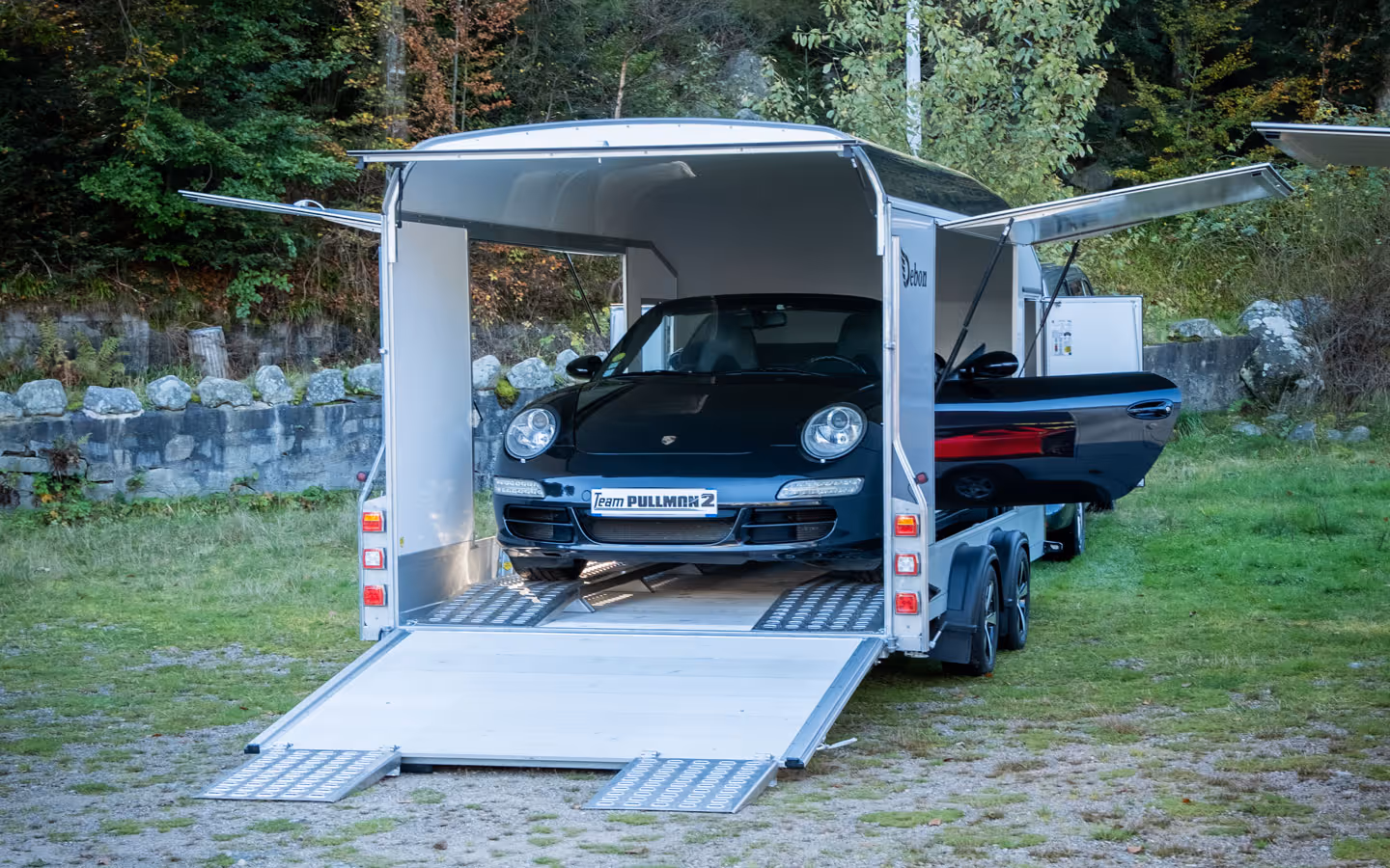Debon Roadster C1000 Enclosed Car Transporter