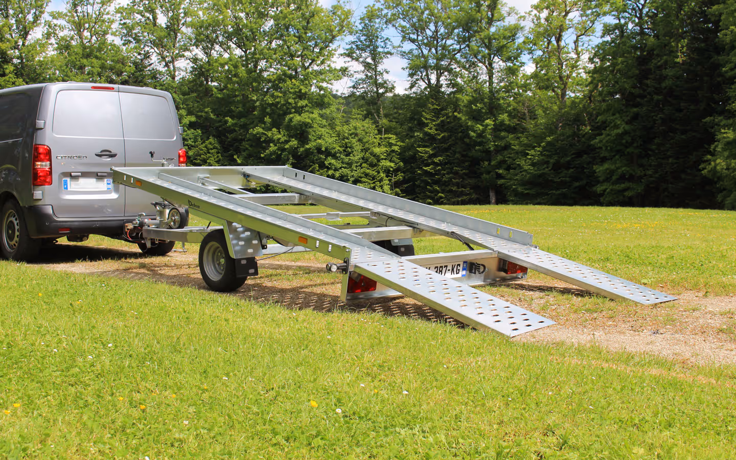 Debon Roadster Auto Mini Car Trailer 