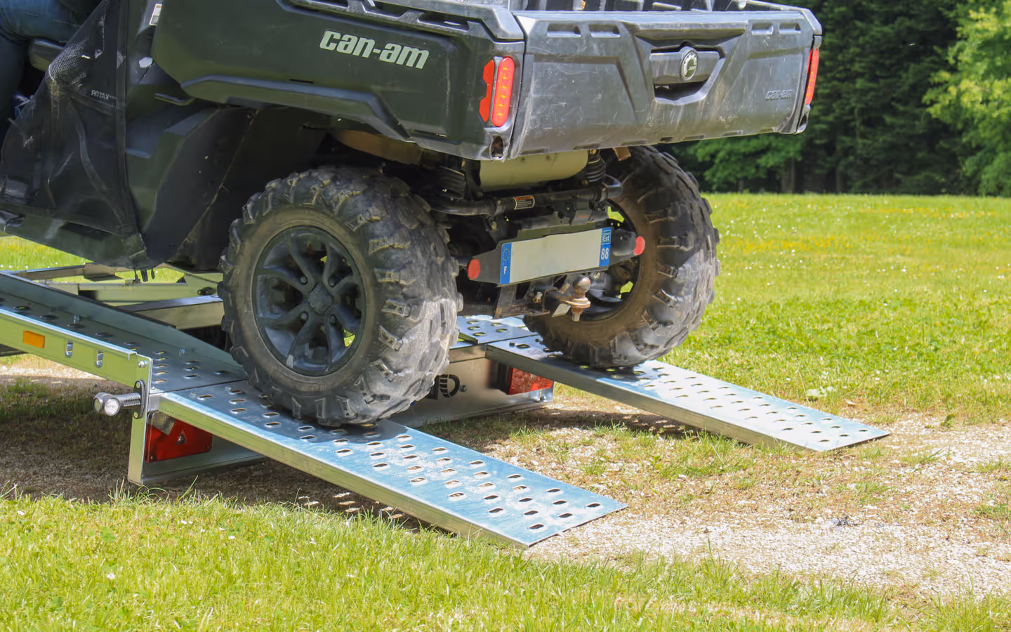 Debon Roadster Auto Mini Car Trailer 