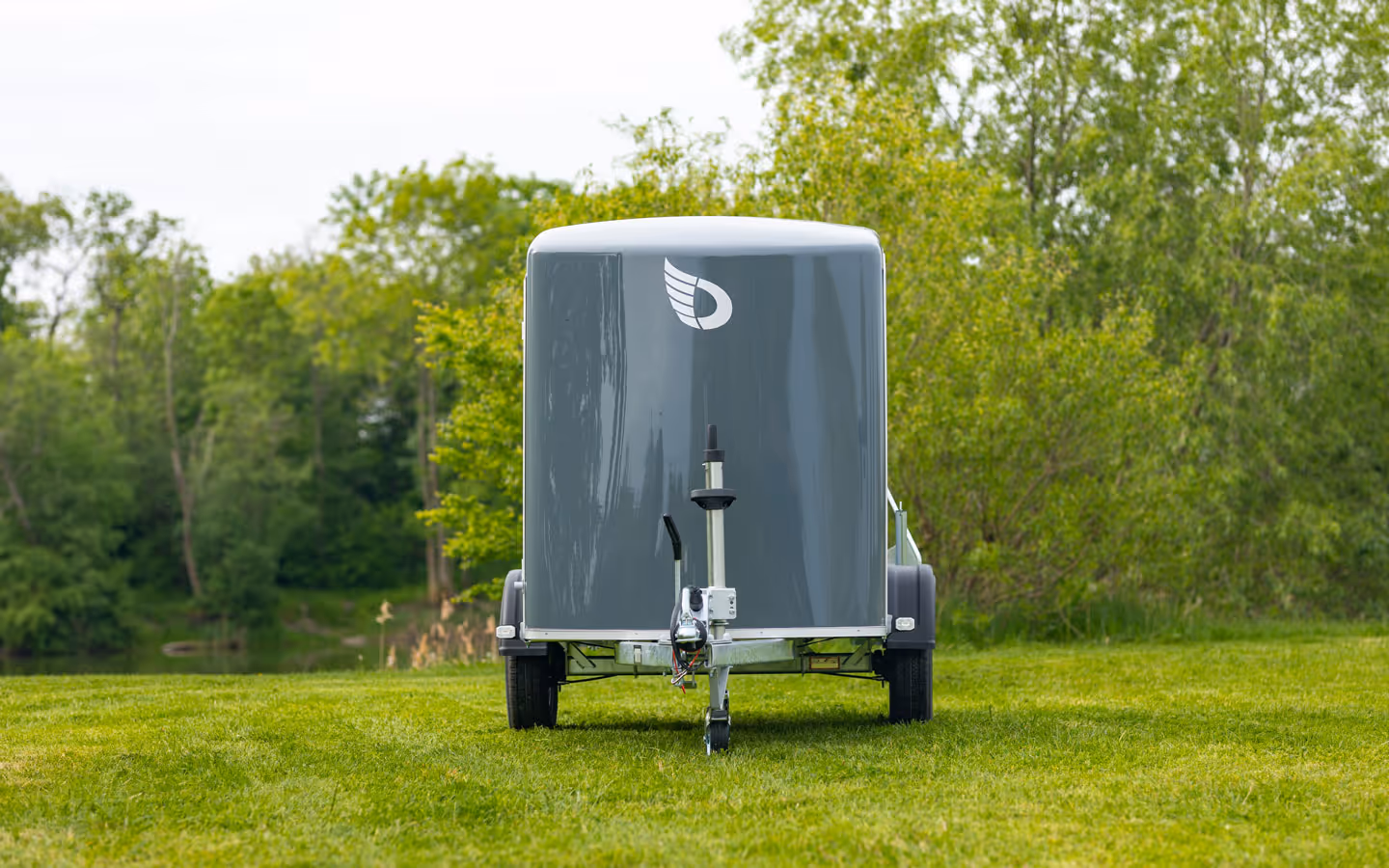 Debon Roadster C255 Box Trailer