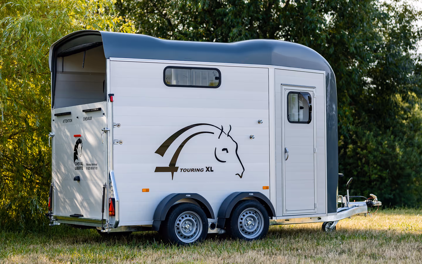 Cheval Liberte Touring XL Two Horse Trailer Cheval Liberte Touring XL Two Horse Trailer