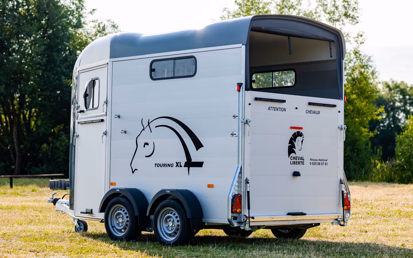 Cheval Liberte Touring XL Two Horse Trailer