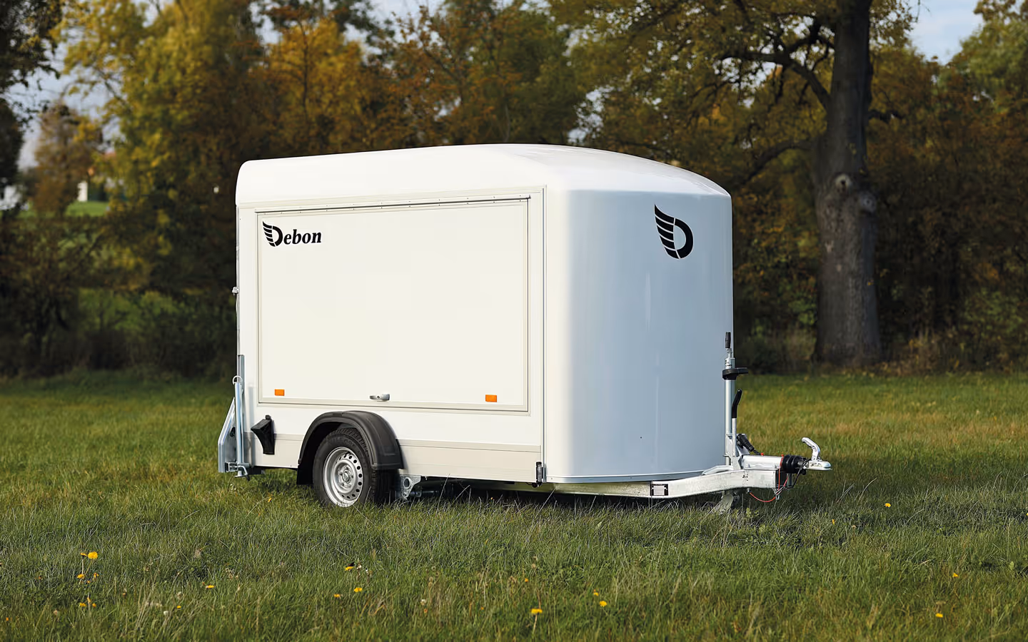 Debon Roadster C300 Box Trailer