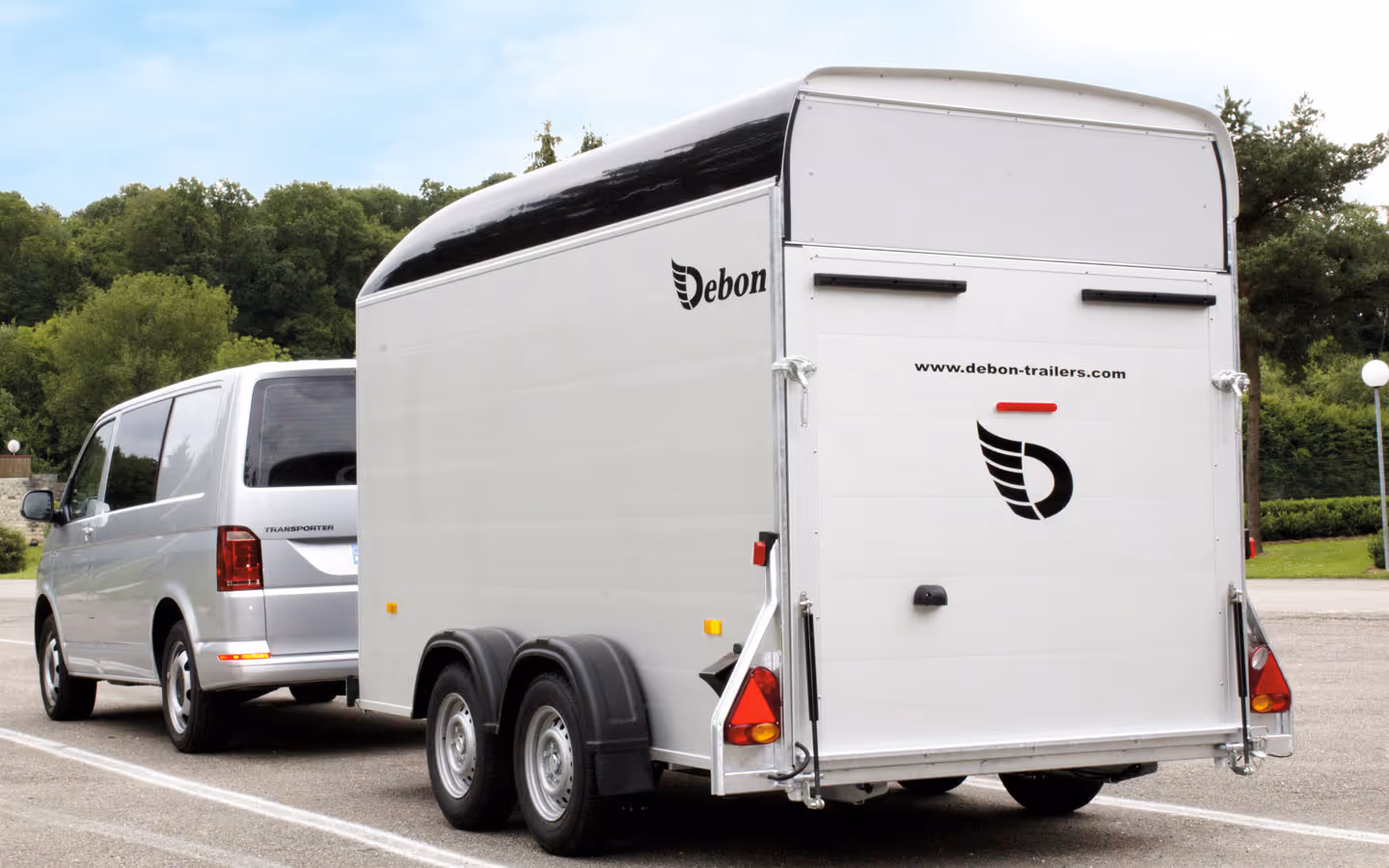 Debon Roadster C500 Box Trailer