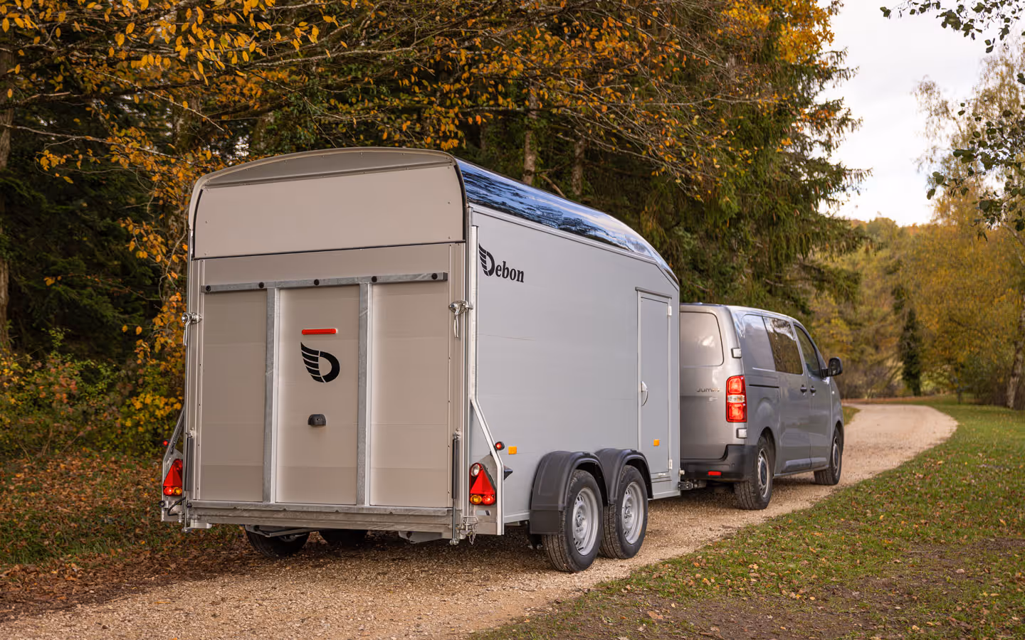 Debon Roadster C500 Box Trailer