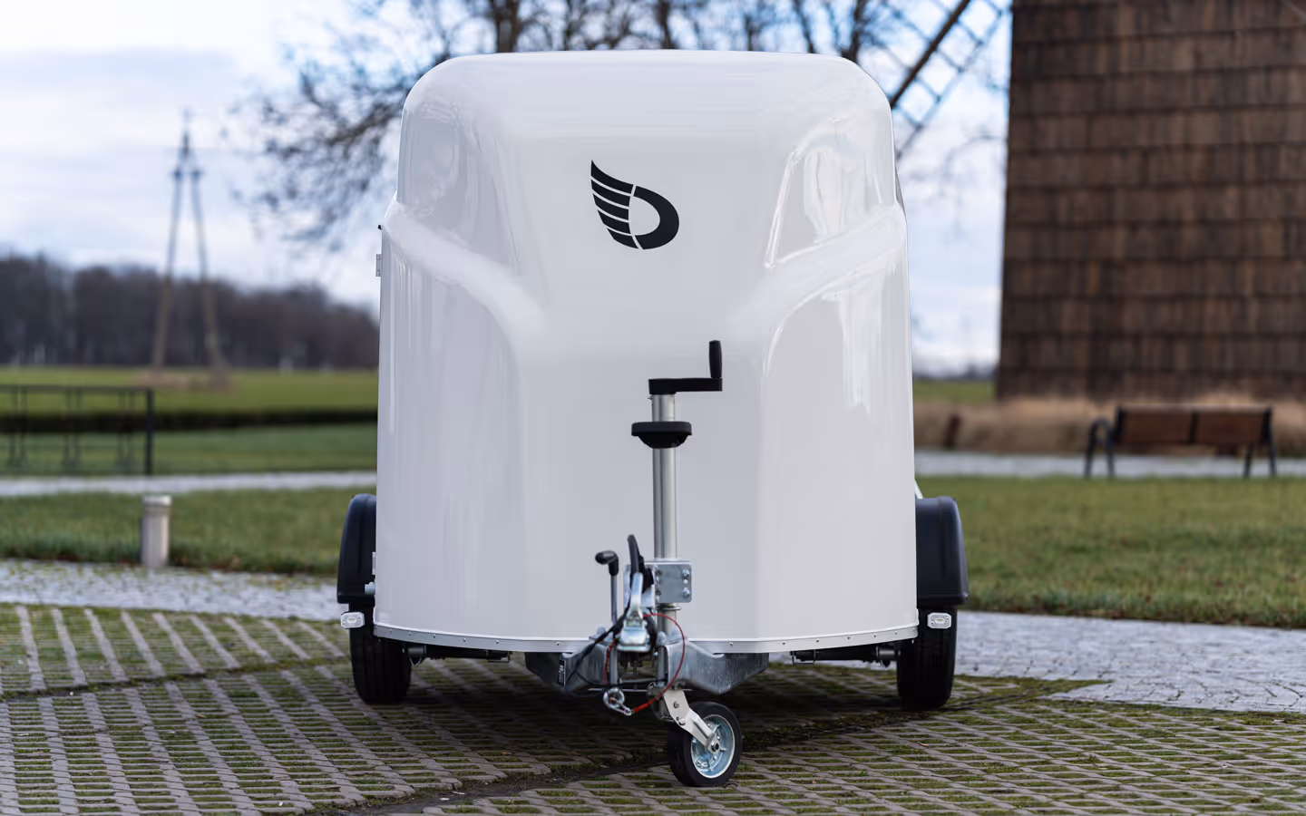 Debon Cargo 1300 Box Trailer