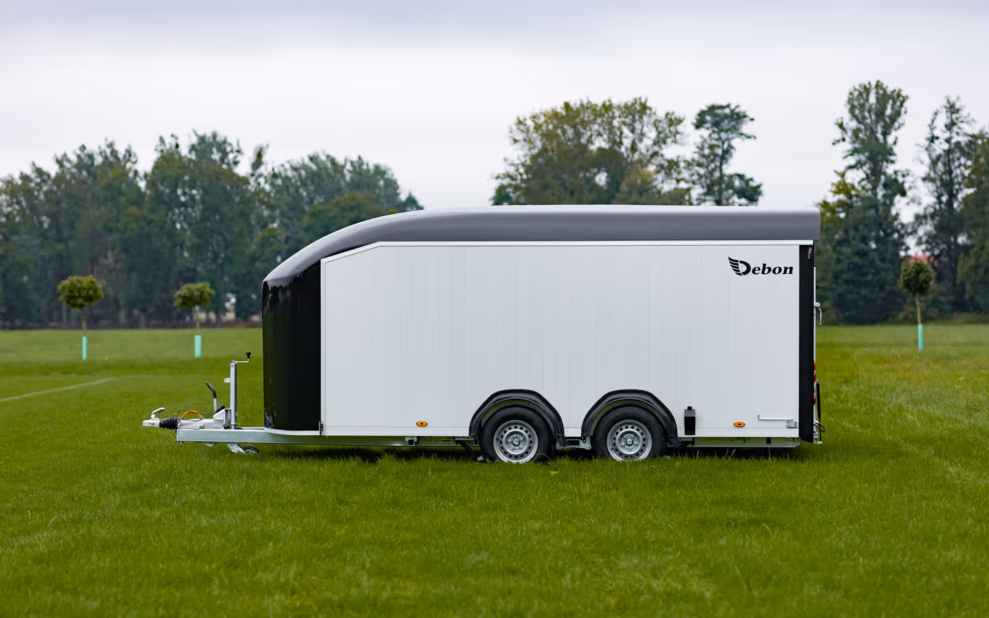 Debon Roadster C900 Box Trailer
