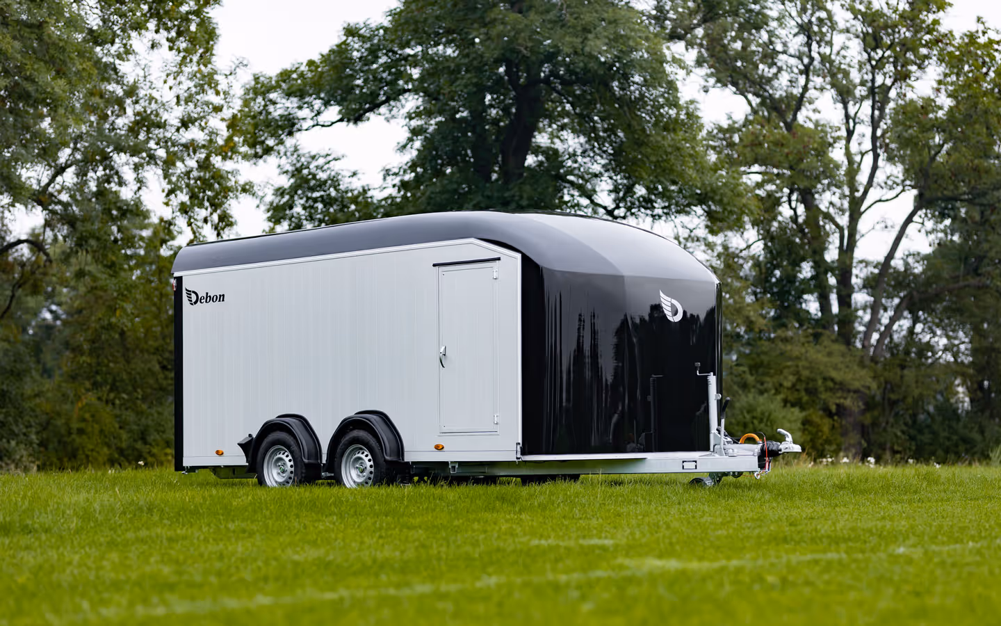 Debon Roadster C900 Box Trailer