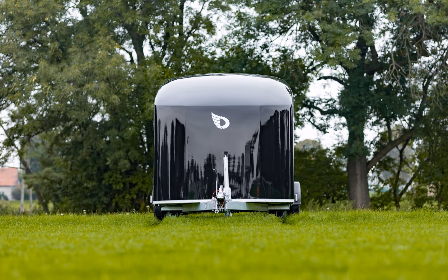 Debon Roadster C900 Box Trailer