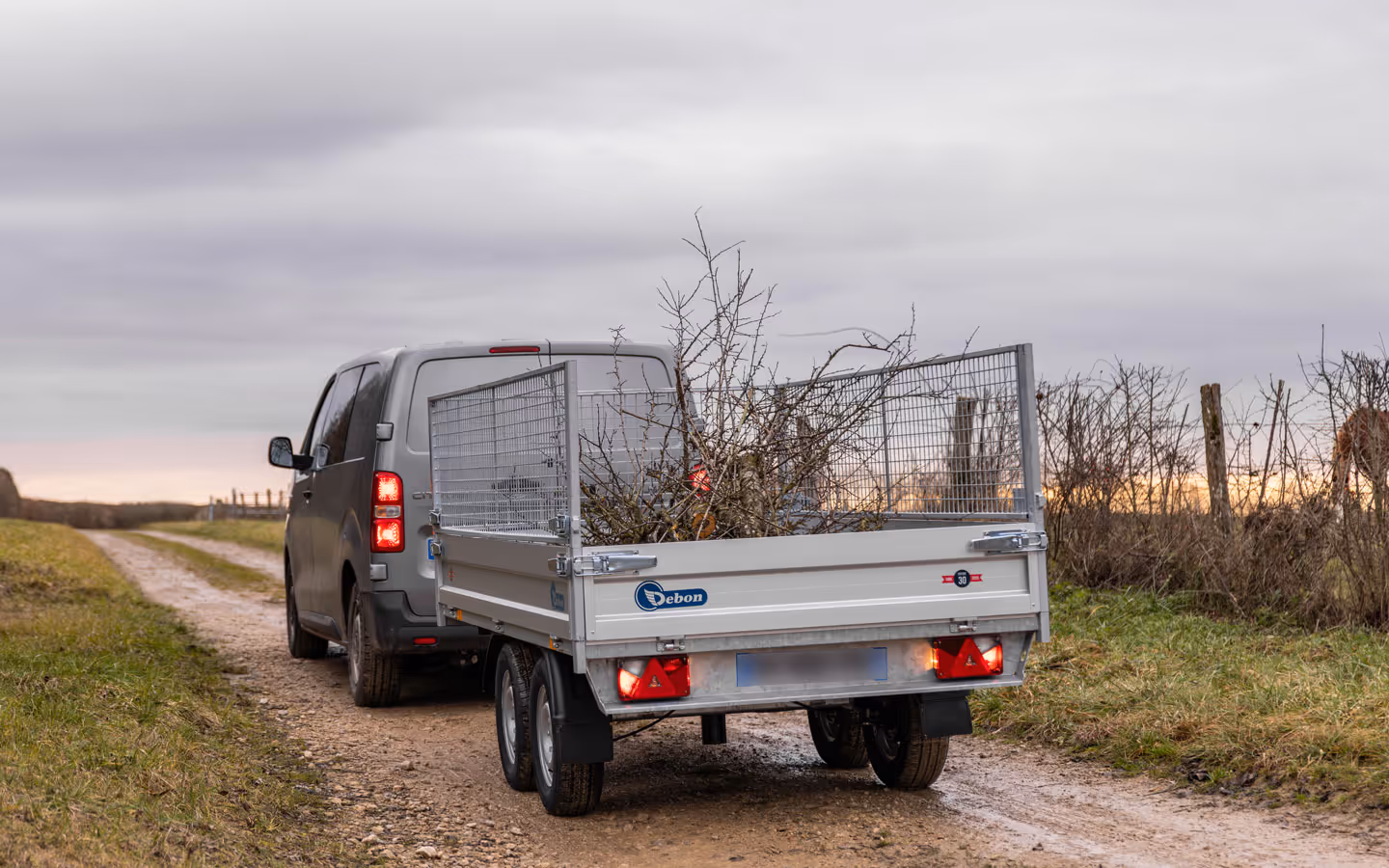 Debon PW1.2 Rear Tipper Trailer