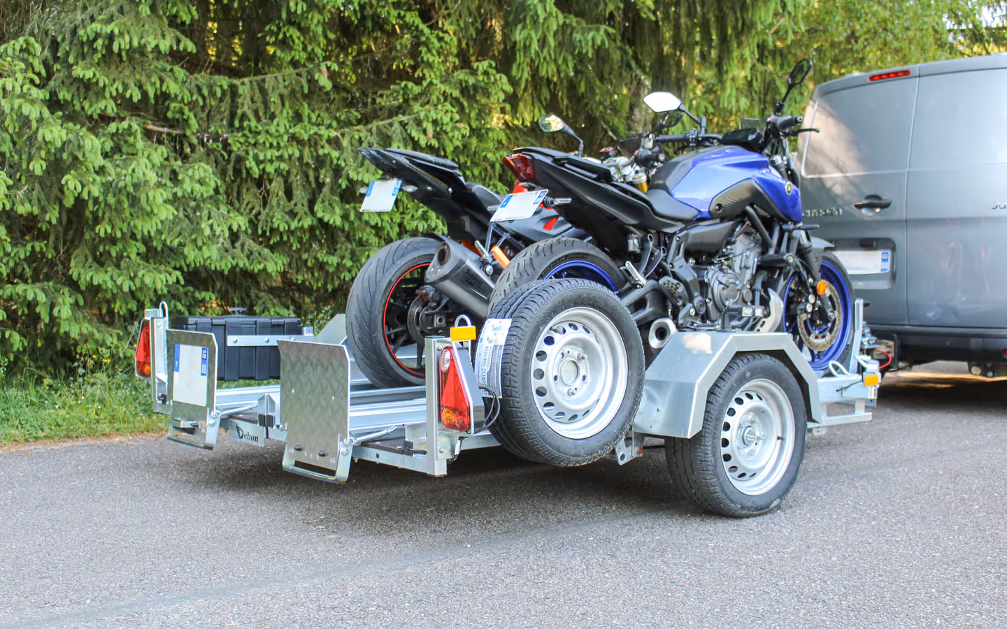 Debon Moto2 Motorcycle Trailer