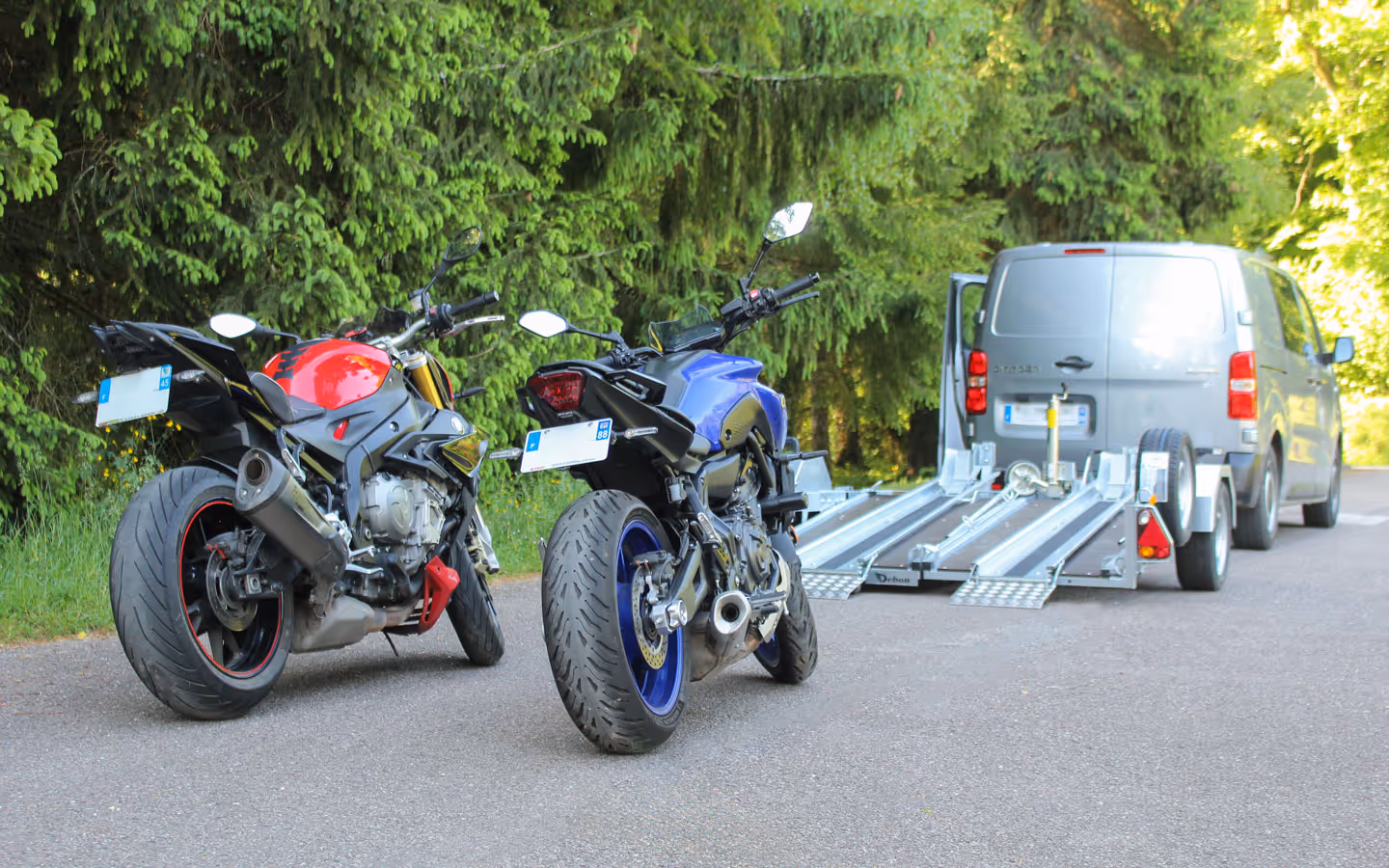 Debon Moto2 Motorcycle Trailer