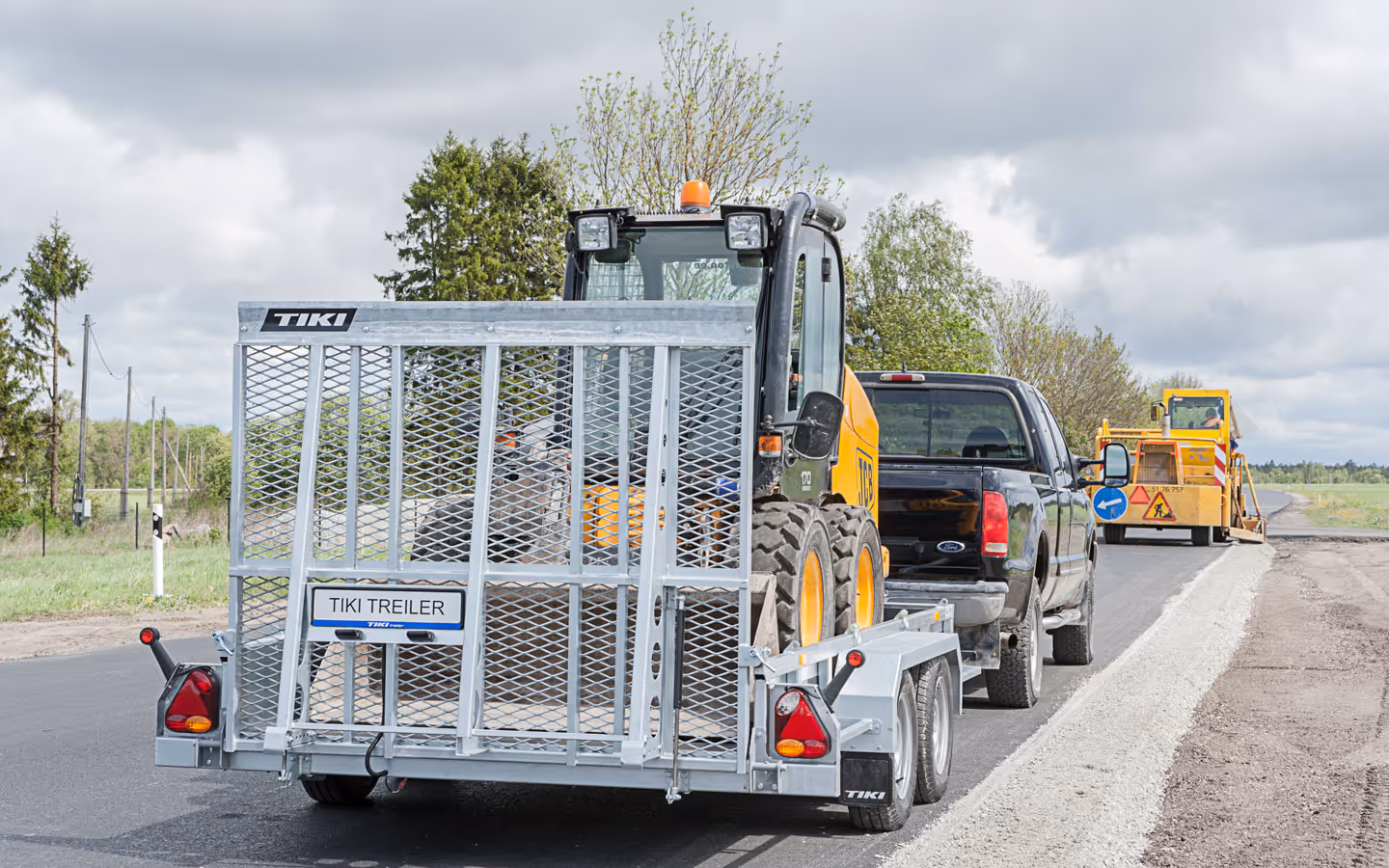 Tiki 385 DLB 3500kg Plant Trailer