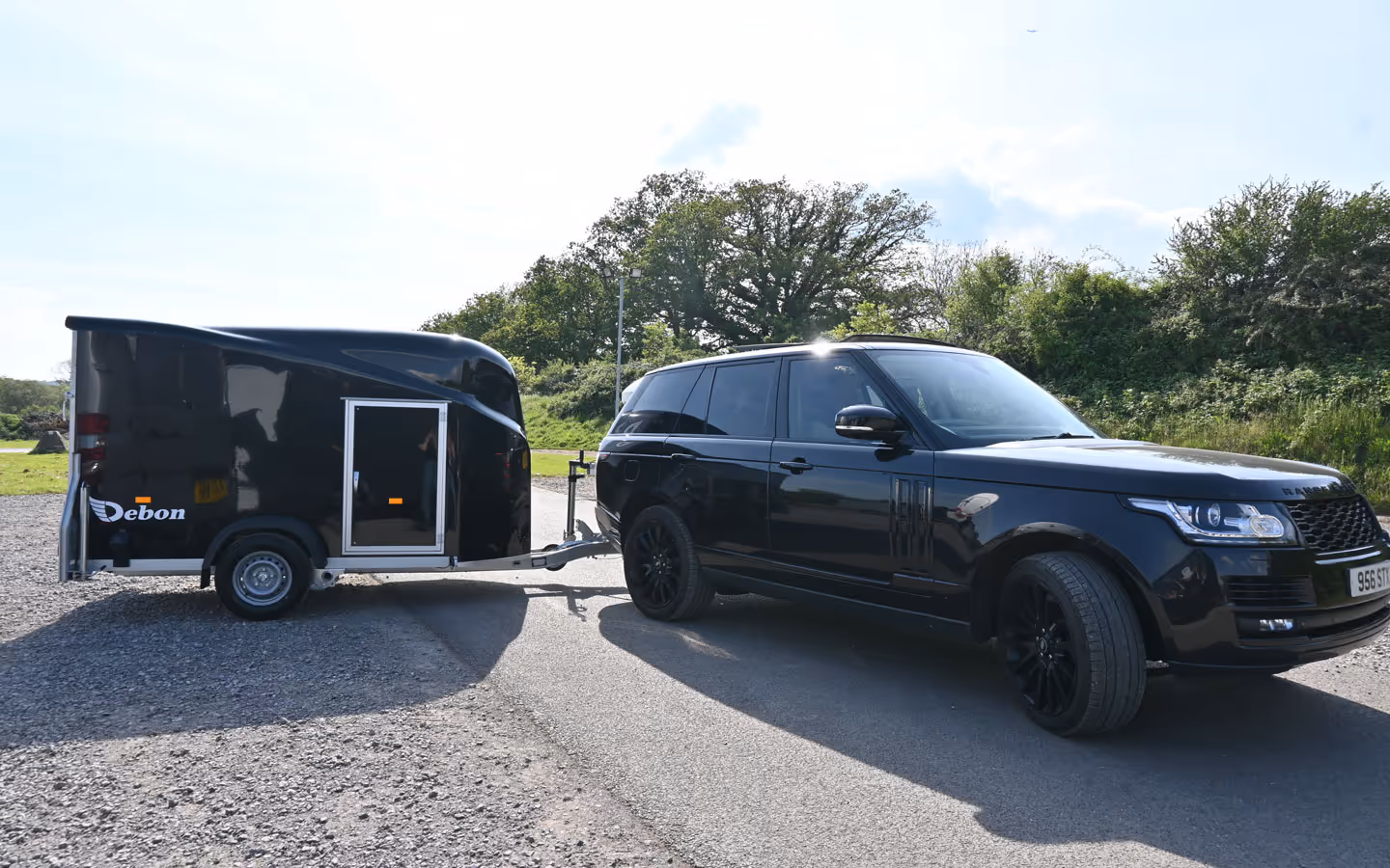 Debon Cargo 1300 Box Trailer 002692