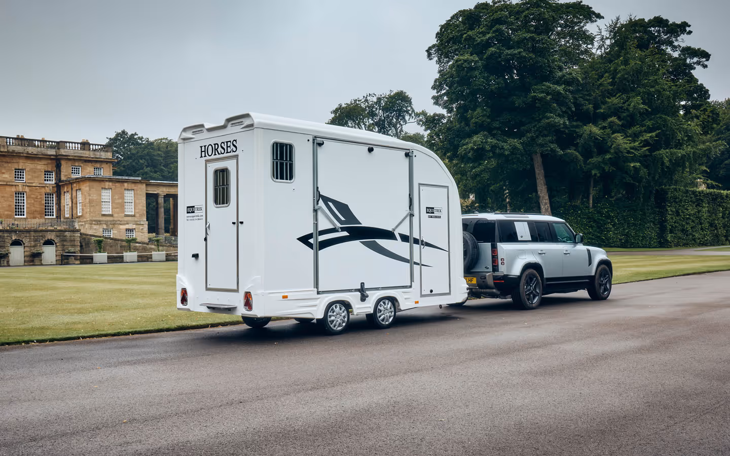 Equi-Trek Day-Treka Horse Trailer