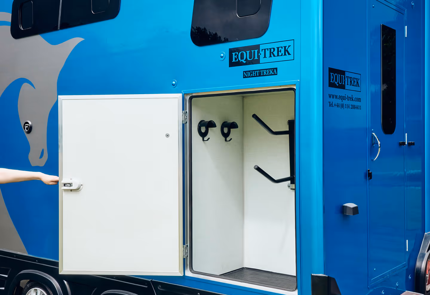 Equi-Trek Night-Treka Horse Trailer