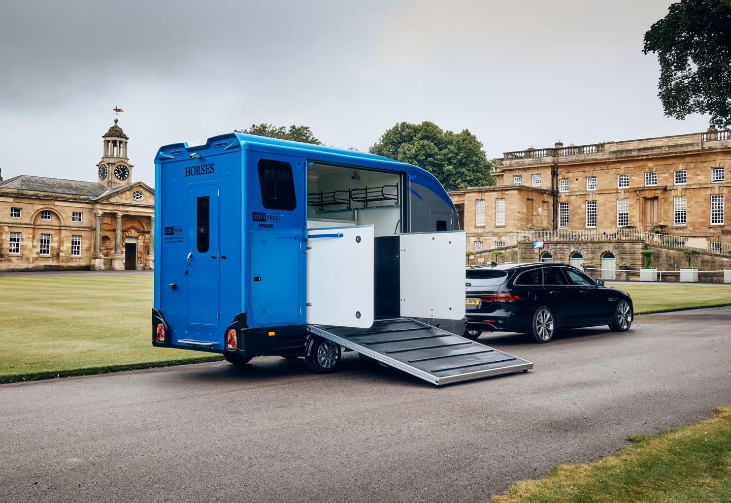 Equi-Trek Night-Treka Horse Trailer