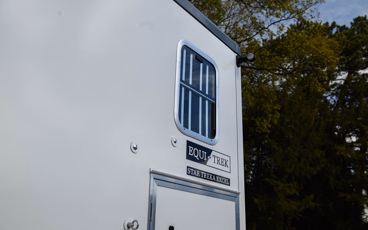 Equi-Trek Star-Treka Horse Trailer
