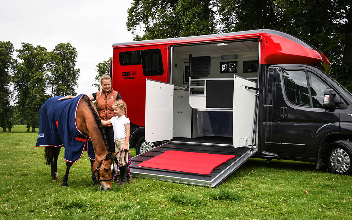 Equi-Trek Sonic 3500kg Horsebox 