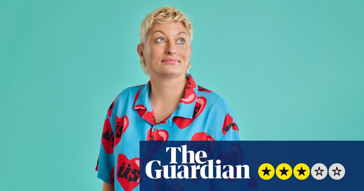 Harriet Dyer: Easily Distra … review – how to sell a single shoe on eBay and other stories