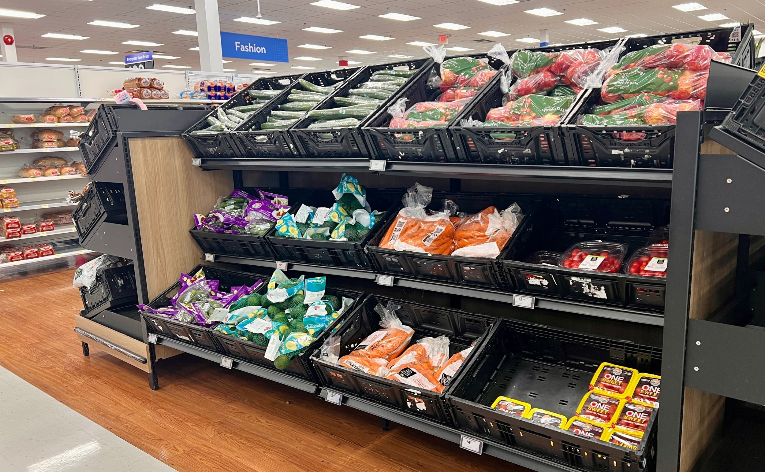 Yellowknife Walmart offering fresh produce for first time