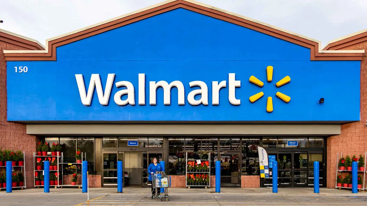 Jefferies Analyst Pinpoints the $5 Gas Price That Could Shock Walmart (NYSE: WMT) Shoppers