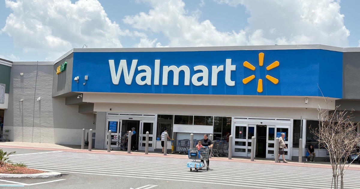 Walmart Posts Slowest U. S. Sales Growth in Six Years as Consumers Tighten Spending