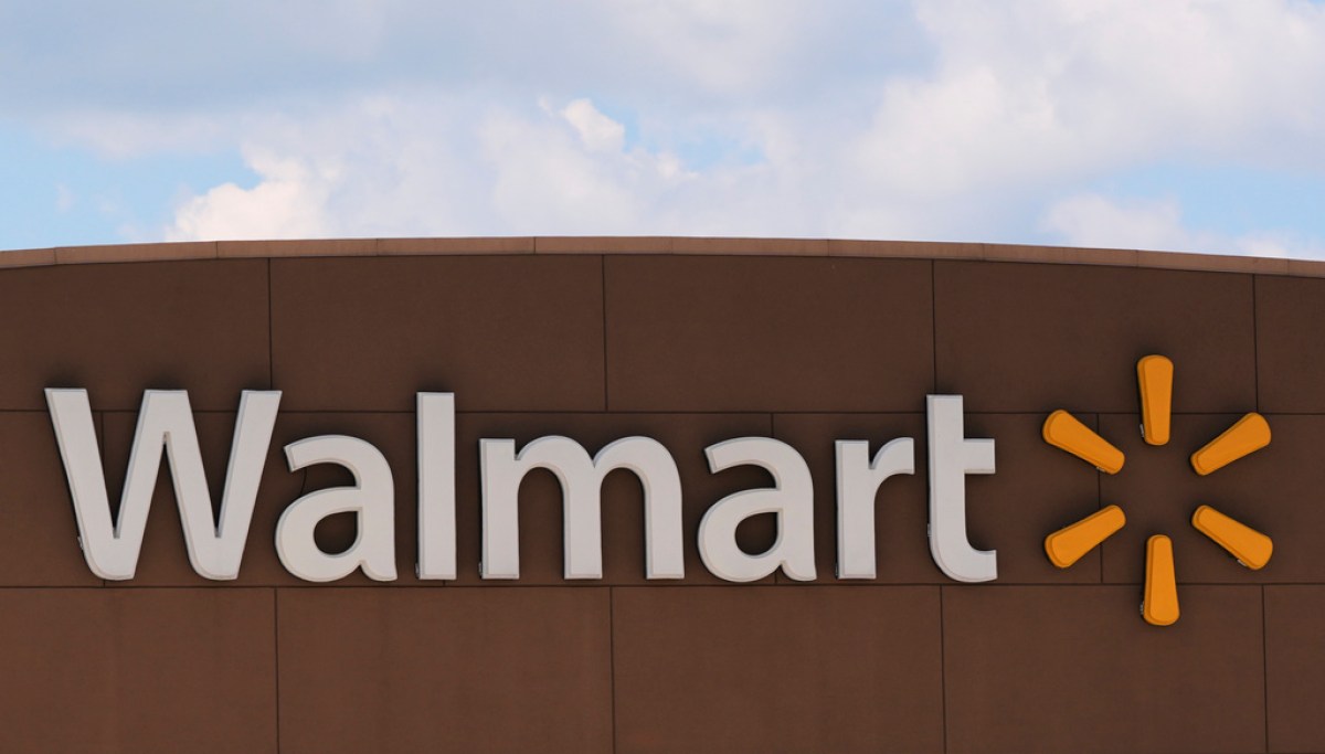 Walmart settles with DOJ over alleged unlawful opioid dispensing