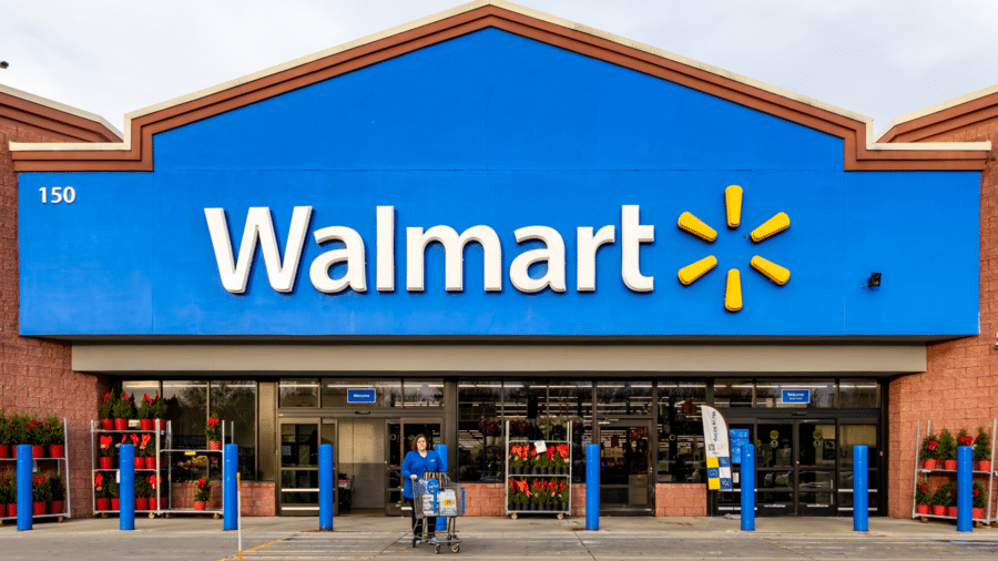 Walmart Finally Gives In on Apple Pay After Years of Shopper Complaints
