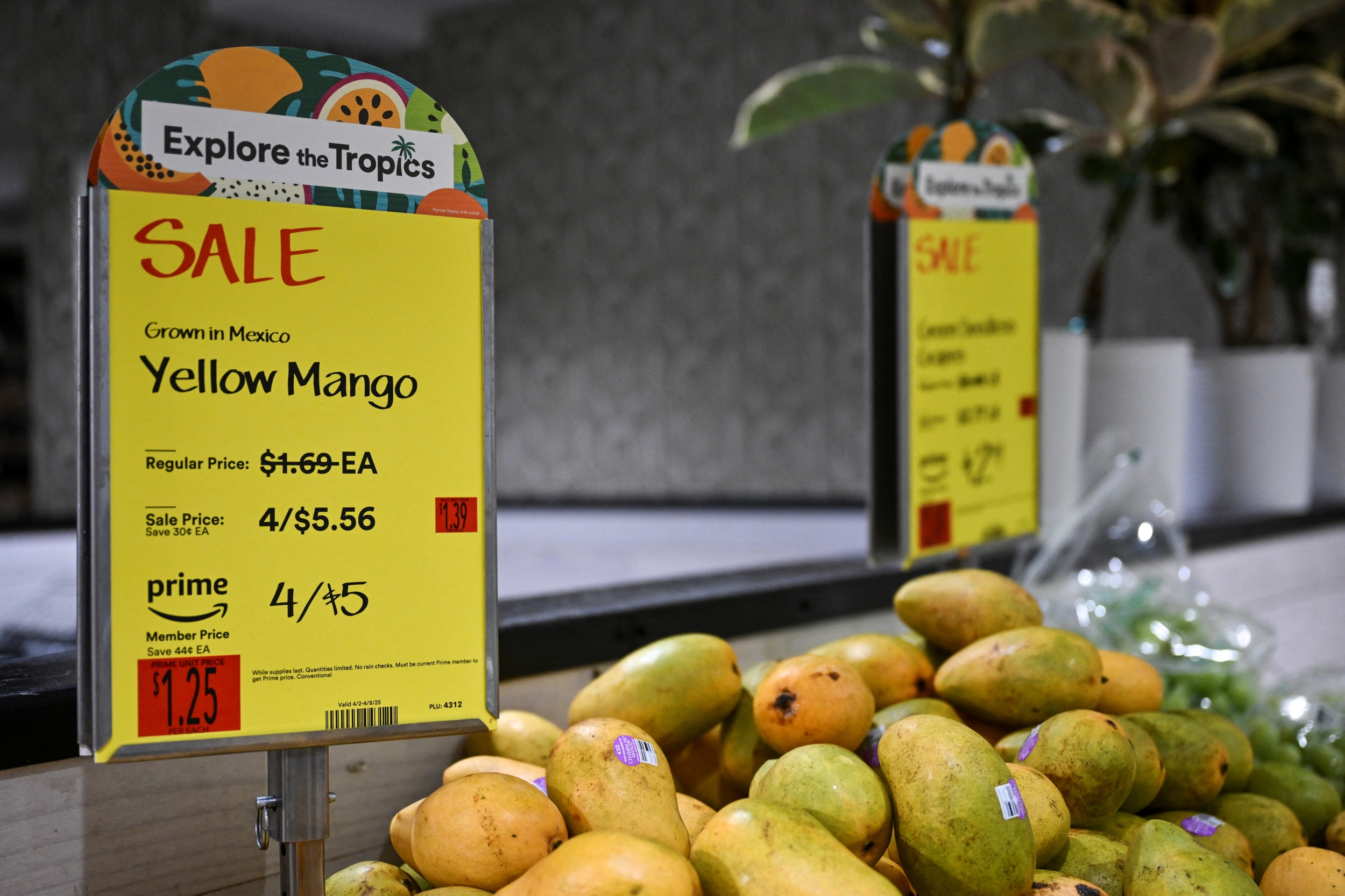 Mangoes Sold at Walmart Stores in Four States Are Recalled After Salmonella Turned Up at the Farm