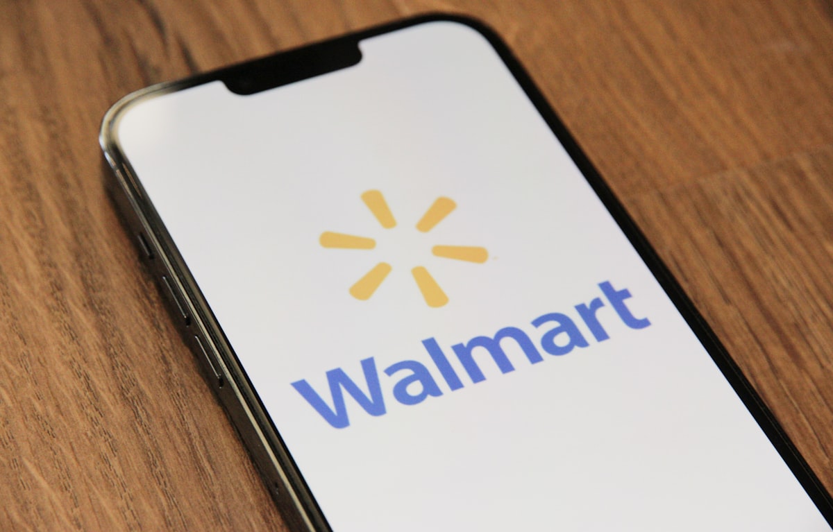 Do You REALLY Have to Show Your Receipt at Walmart? 🛒
