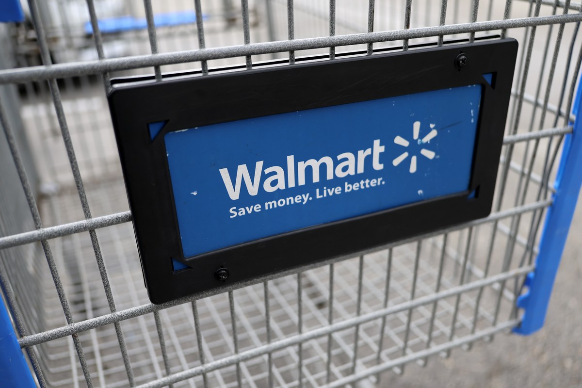 Walmart CEO Addresses Rumors Concerning Electronic Price Tags