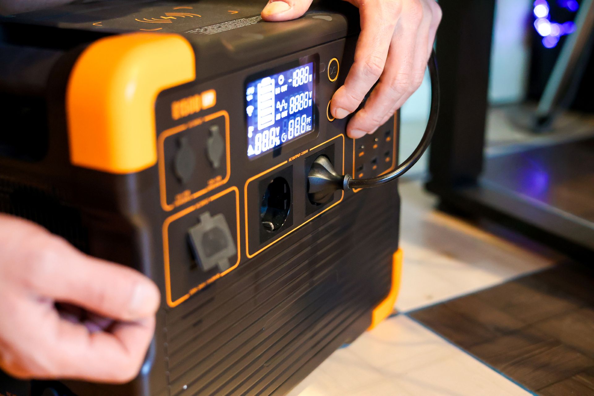 Owner says refurbished Pecron E3600 bought on eBay died, started smoking after breaker reset