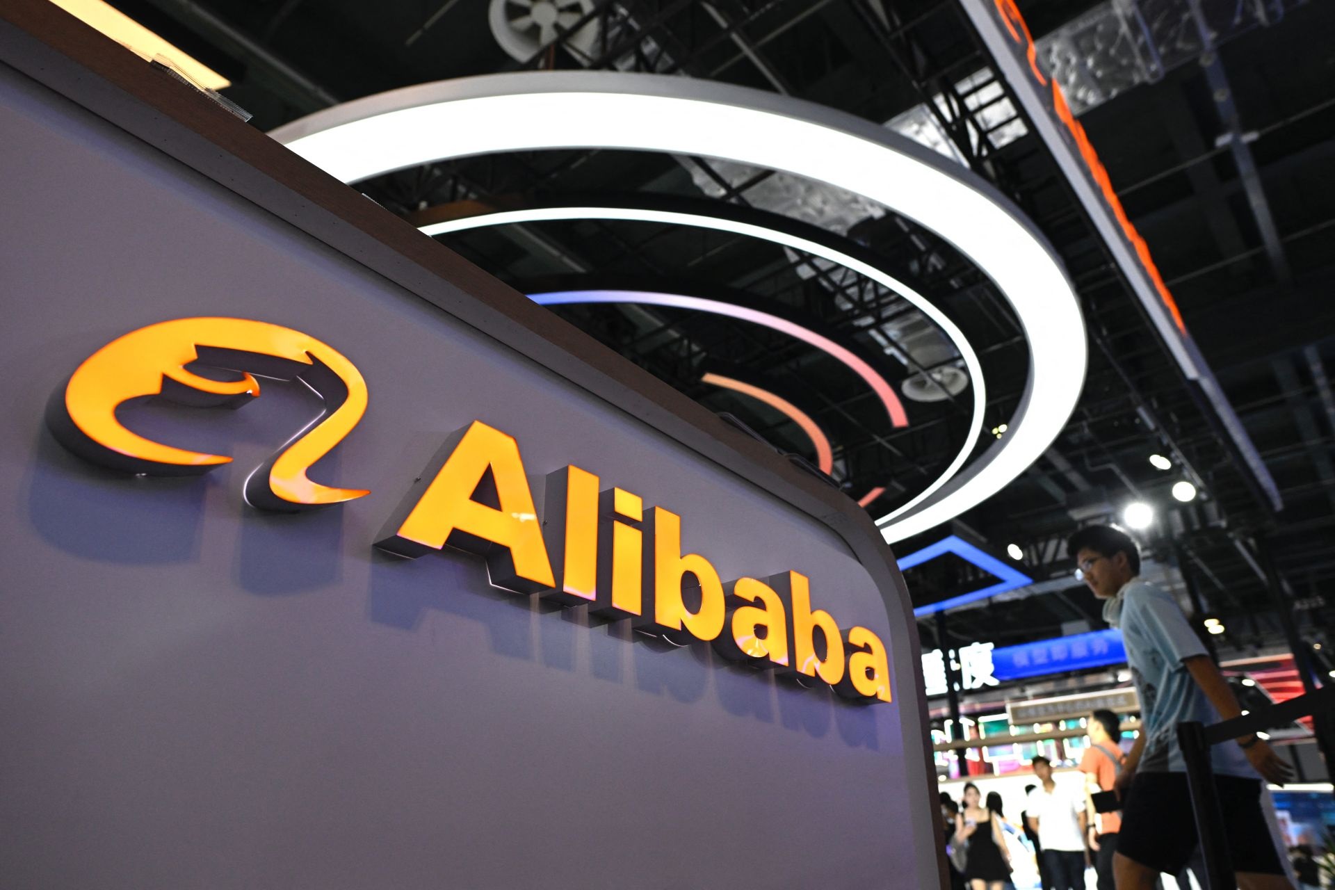 Alibaba Wins US Court Order Blocking Pentagon Contractor Restrictions Tied to Its Lobbyists