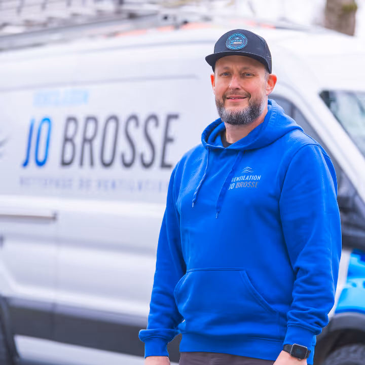 Technicien en entretien et nettoyage de systèmes de ventilation