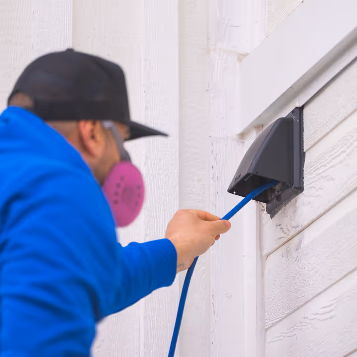 Technicien en entretien et nettoyage de systèmes de ventilation
