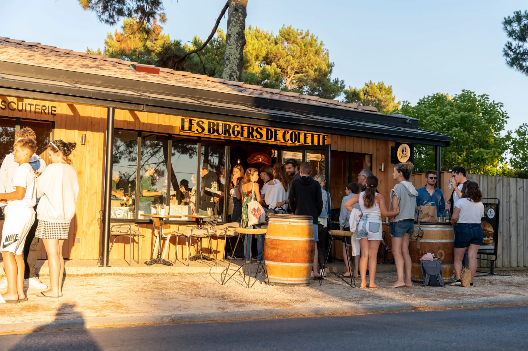 La soirée d'ouverture du restaurant les Burgers de Colette à Claouey Cap-Ferret