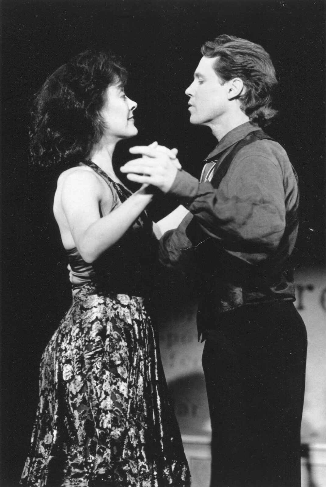 Karen Ziemba and Jim Walton performing a dance duet in And the World Goes 'Round.