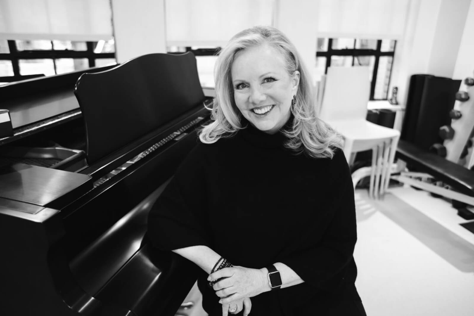 Portrait of Susan Stroman in her studio at the piano, for interview with The Interval.