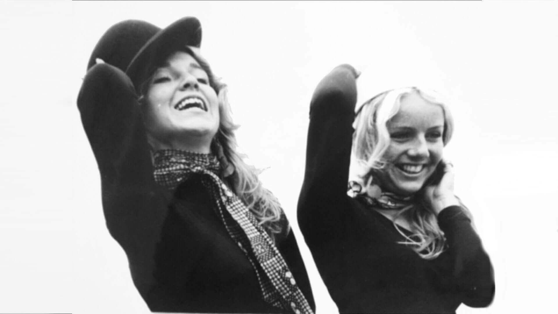1975