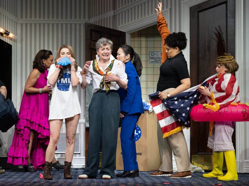 Vanessa Williams, Julianne Hough, Julie White, Suzy Nakamura, Lilli Cooper, and Rachel Dratch onstage in POTUS. There is visible chaos happending and White looks like she is about to cry.