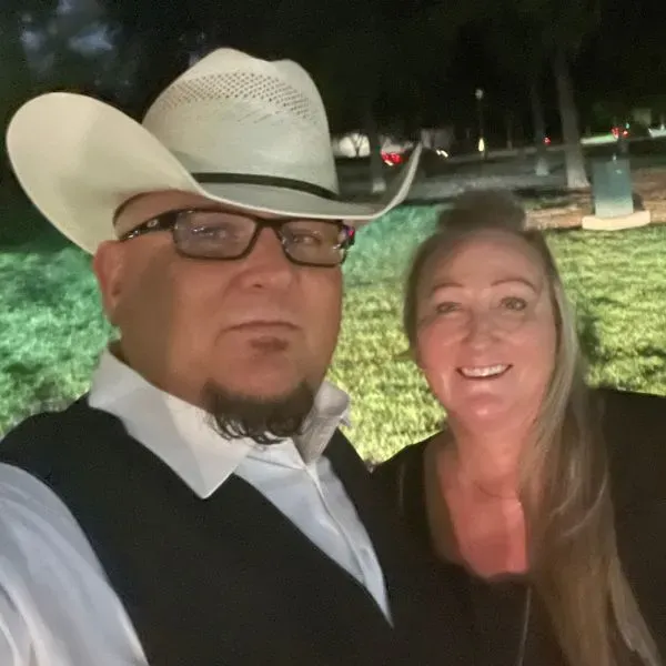 Dan and Tammi