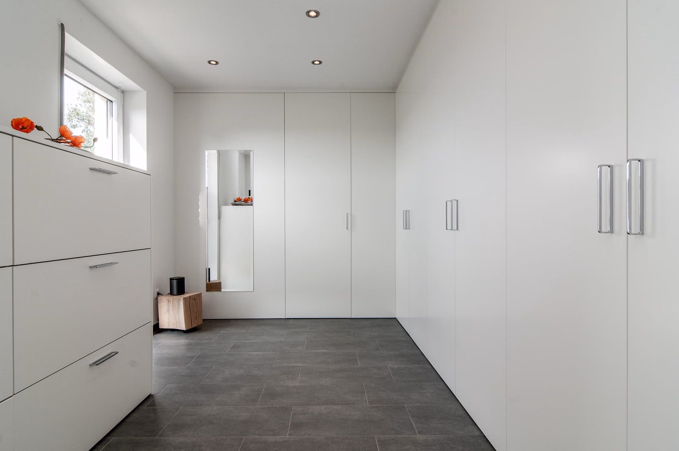 Klinkerhaus in Bocket mit bepflanztem Vorgarten