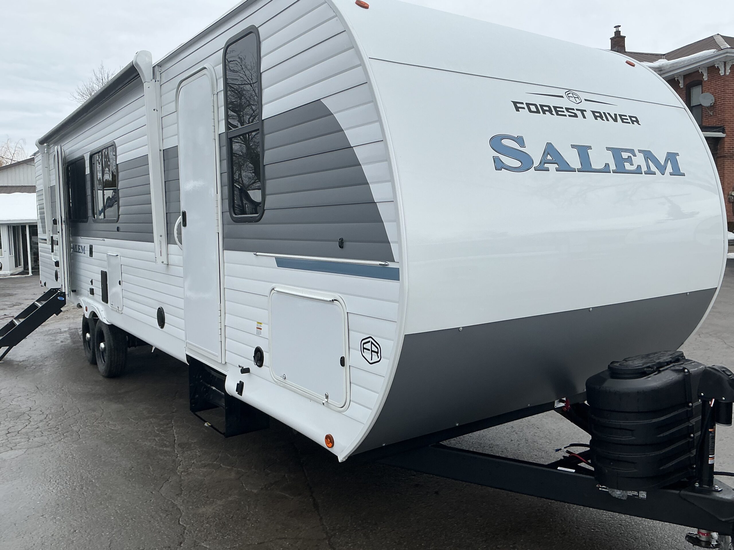 2026 SALEM 300ICE