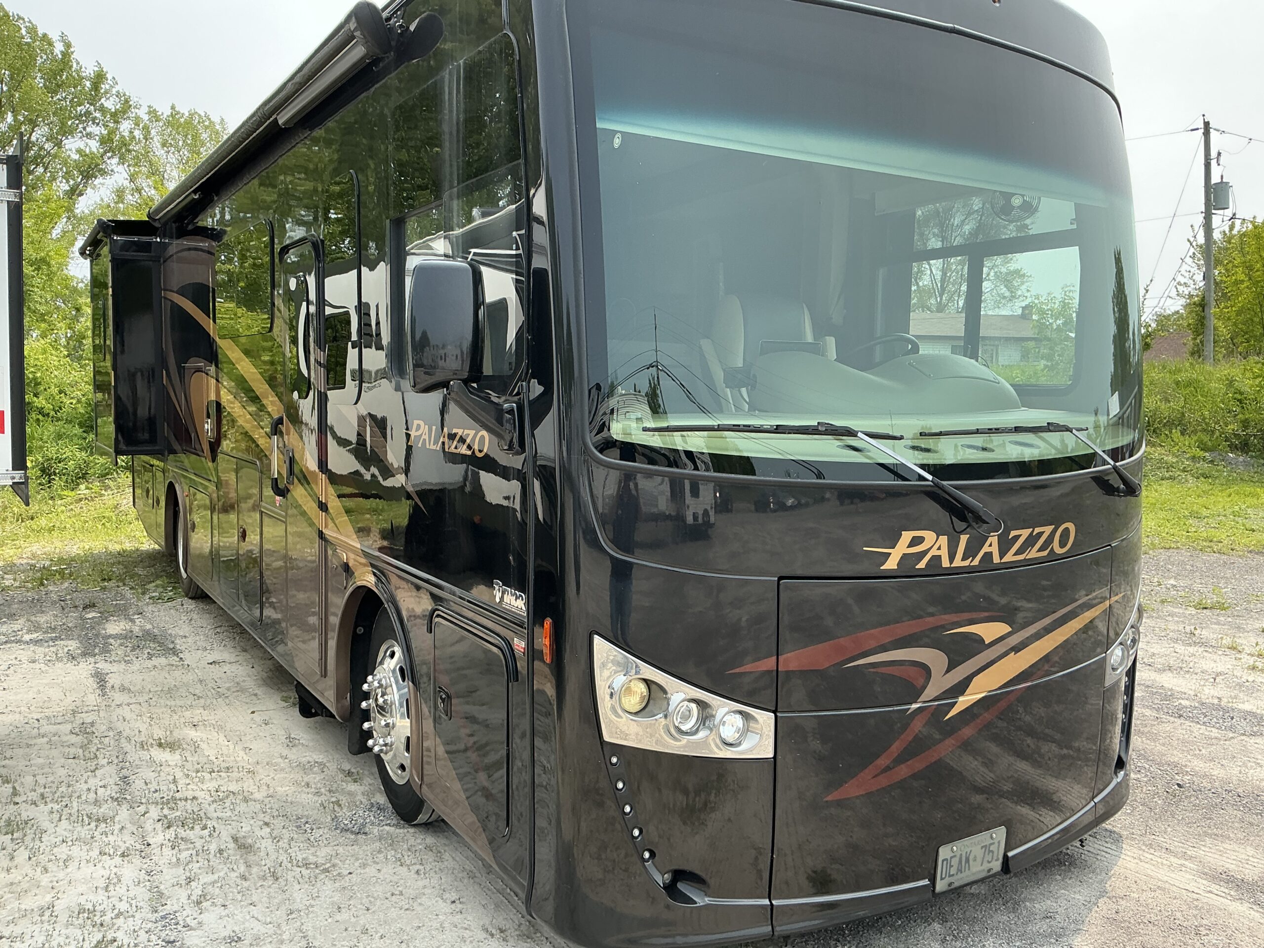 2018 PALAZZO 33.2 Diesel pusher now Reduced by $20,000 to $169,900