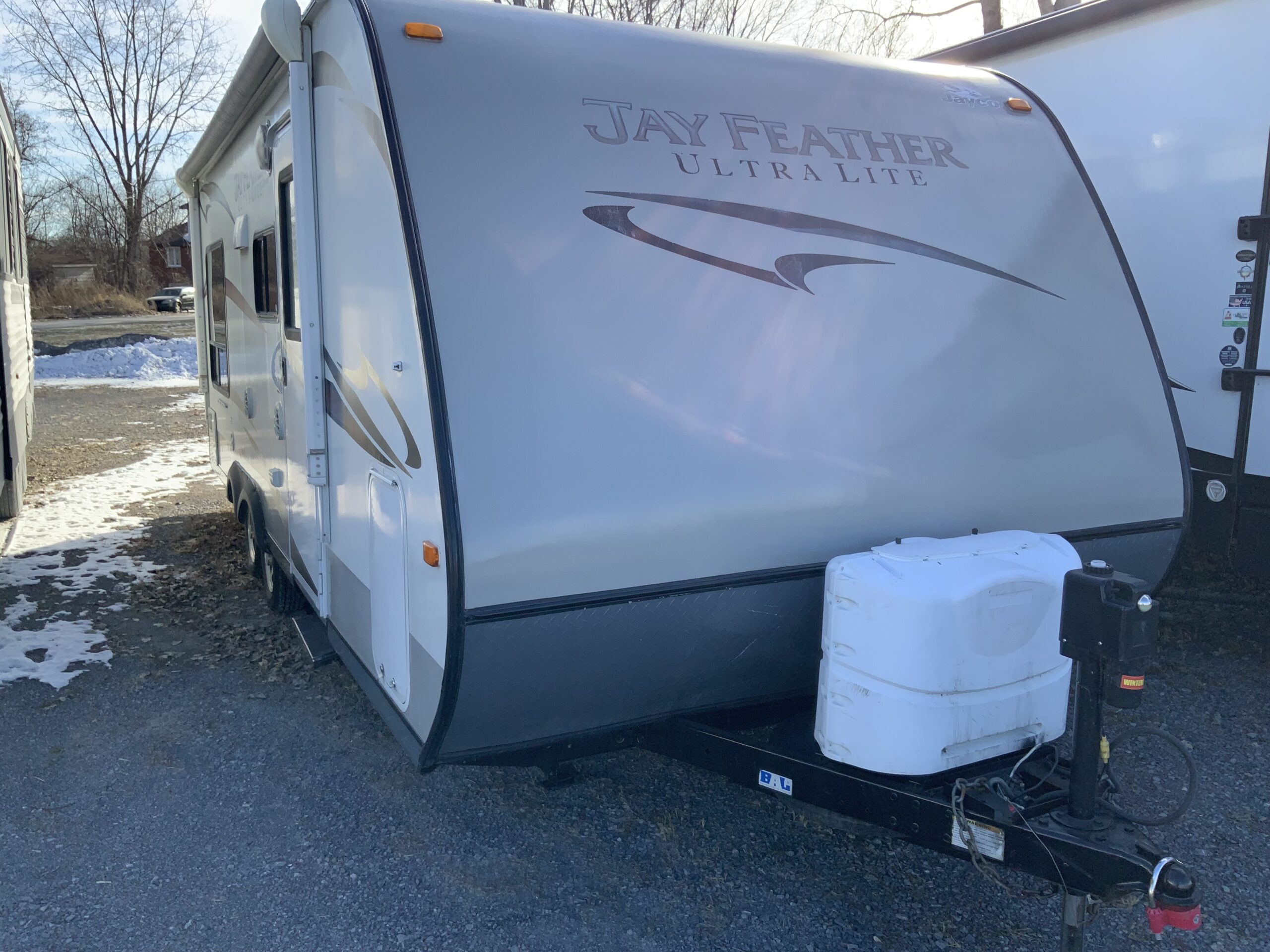 2013 JAYCO X213 Preowned Certified includes 1 Yr (GLOBAL Gold) Warranty