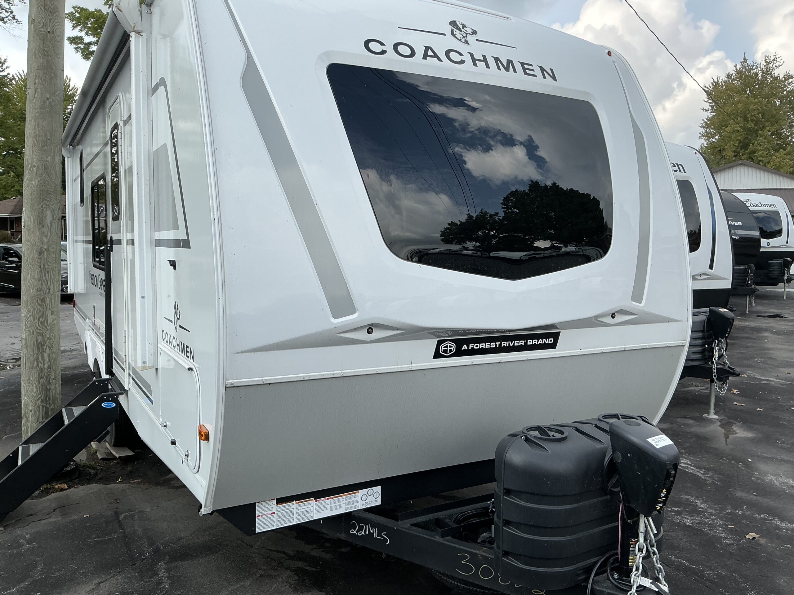 2025 FREEDOM EXPRESS ULTRA LITE 22MLS