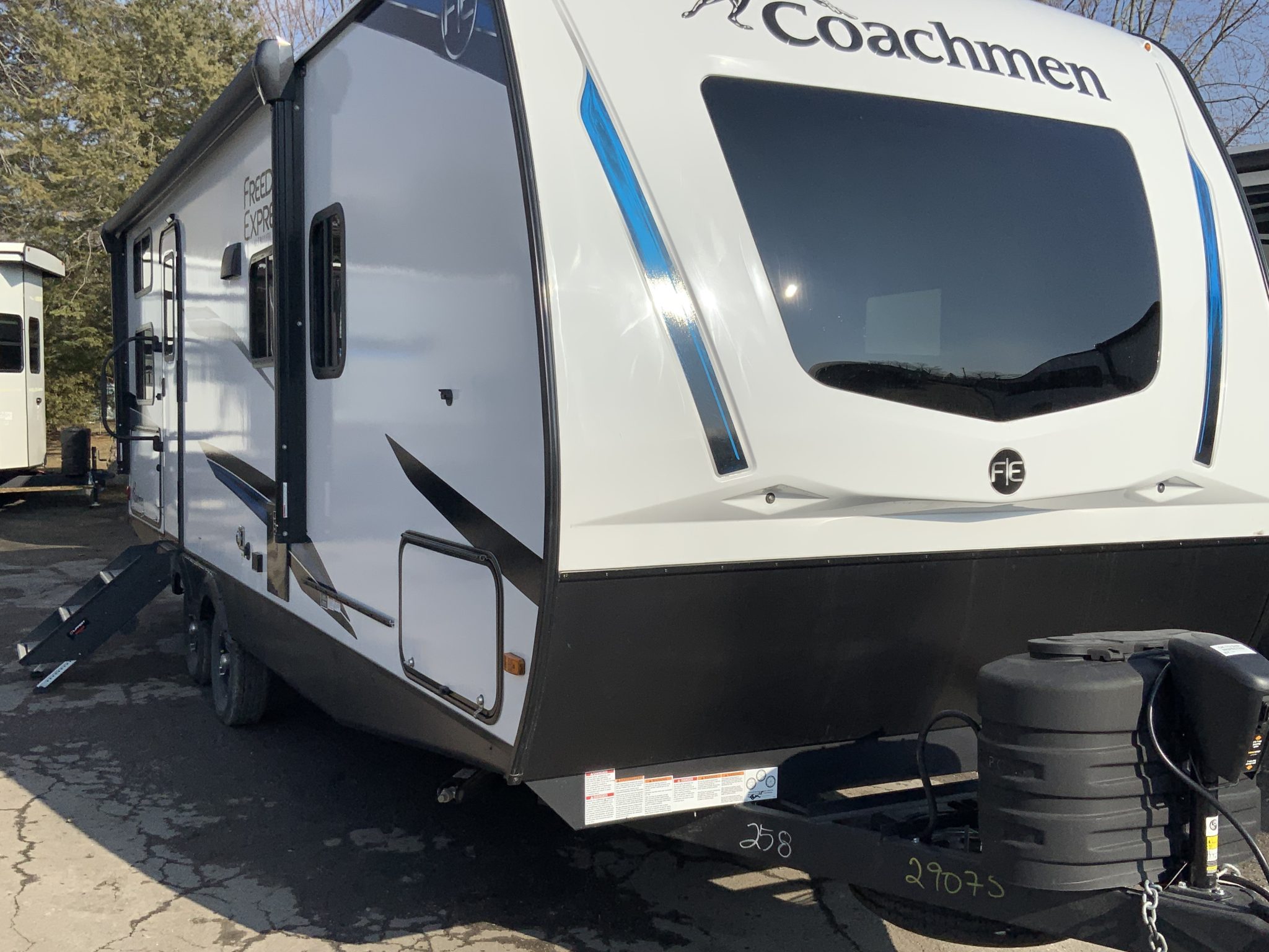 2024 FREEDOM EXPRESS 258BHS ALL 2024 UNITS DRASTICALLY REDUCED