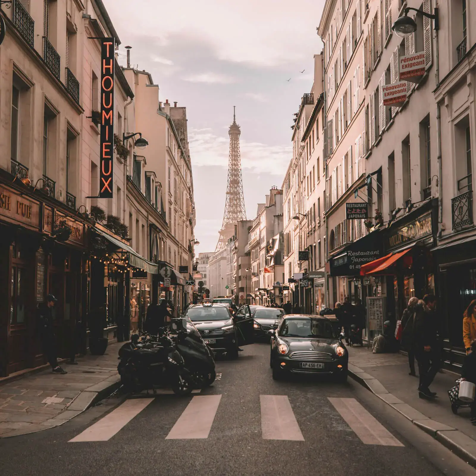 Web Tonic digital marketing agency office in Paris